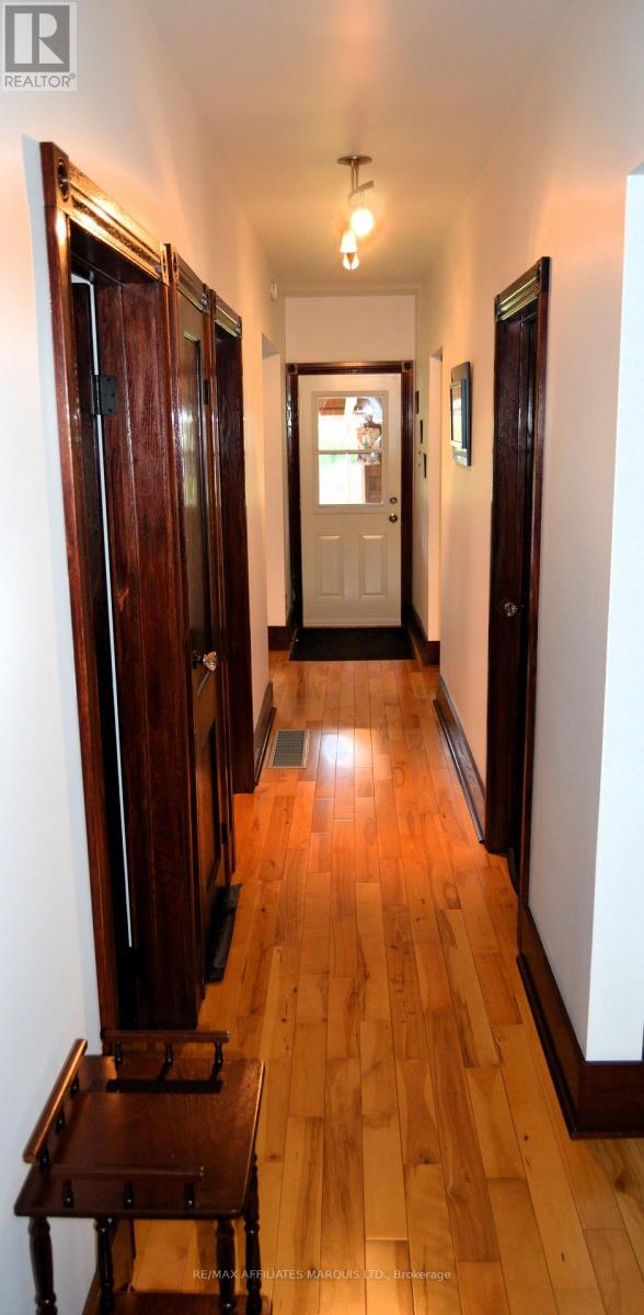 Photo 7 of 444 Eighth Street E, Cornwall ON