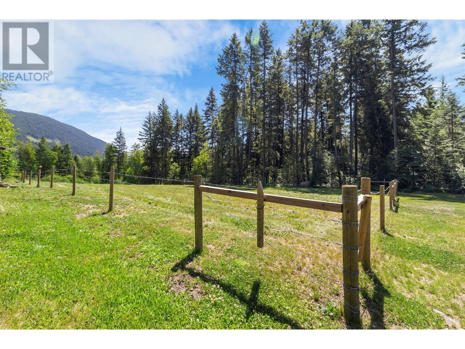 955 Raft River Road, Clearwater