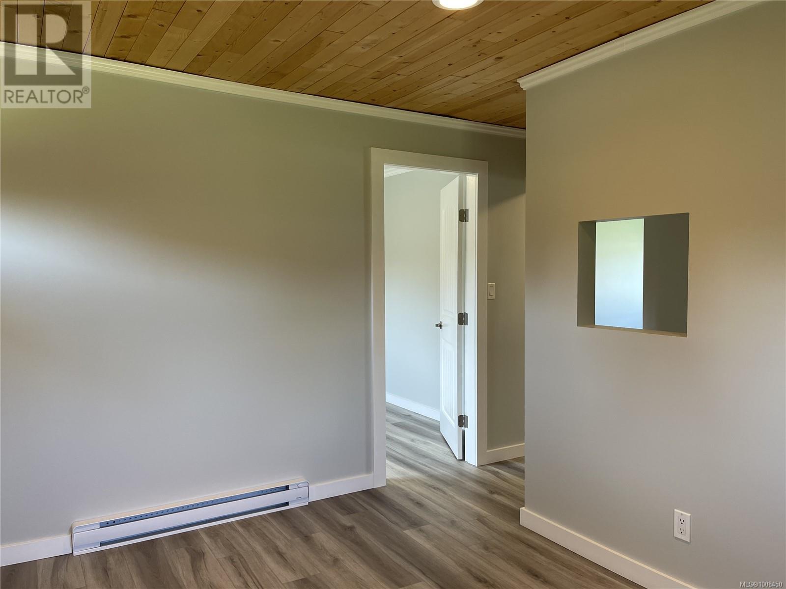5164 Heaslip Rd, Port Alberni