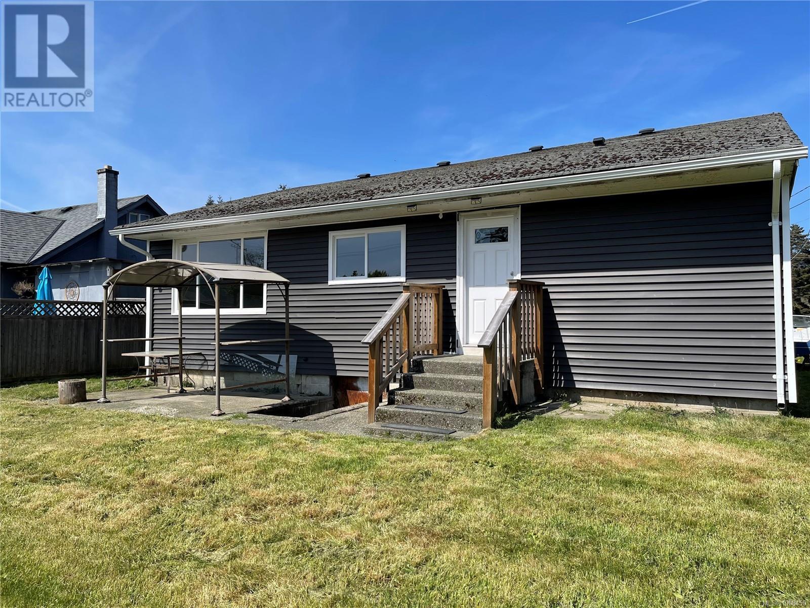 5164 Heaslip Rd, Port Alberni