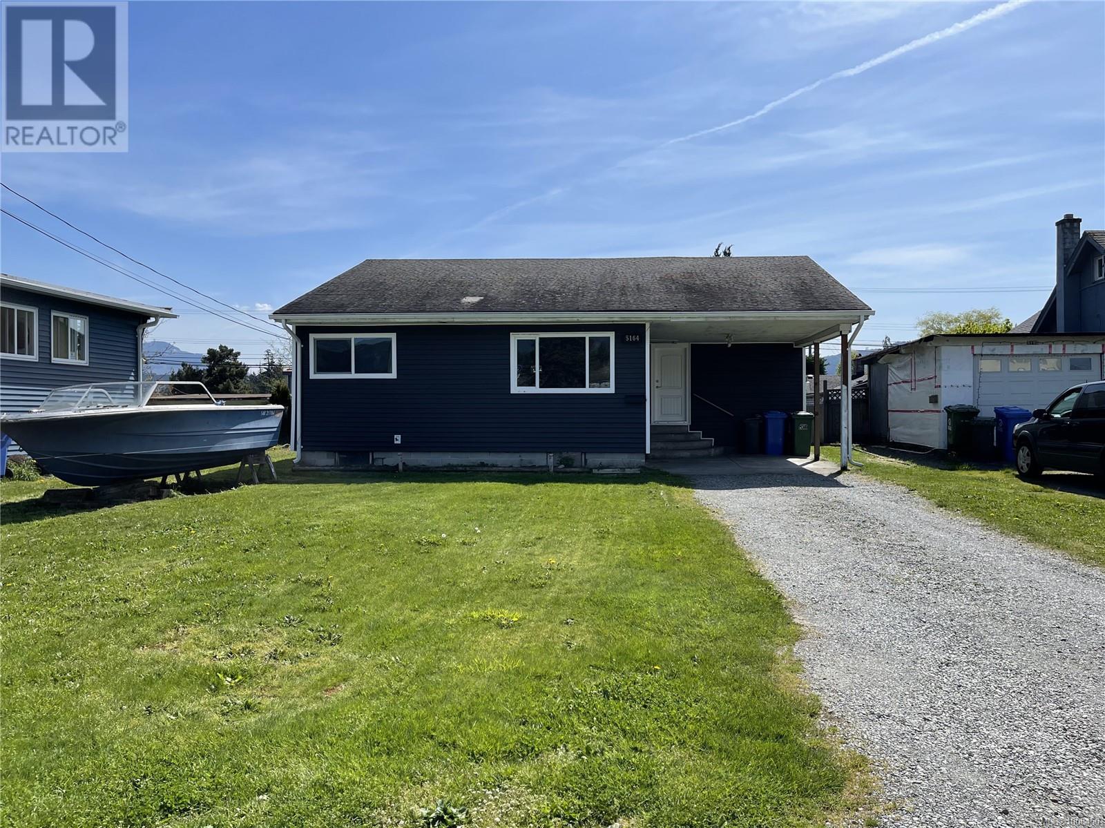 5164 Heaslip Rd, Port Alberni
