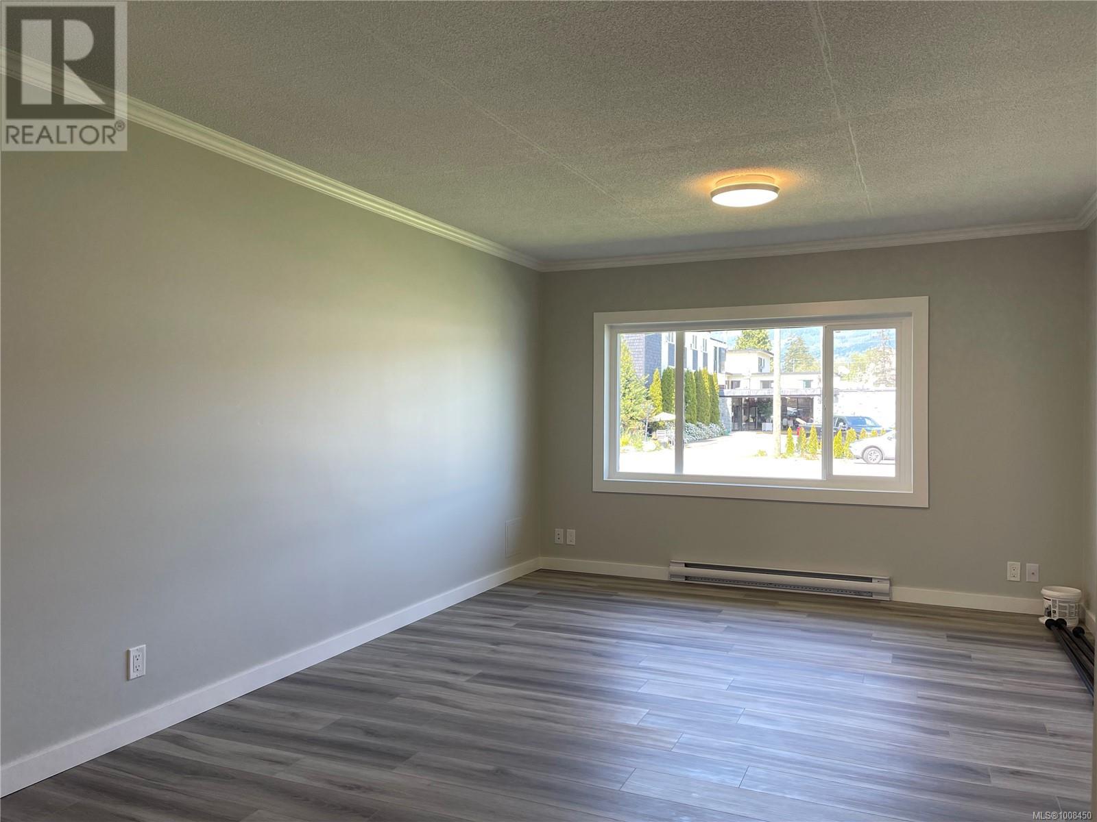 5164 Heaslip Rd, Port Alberni
