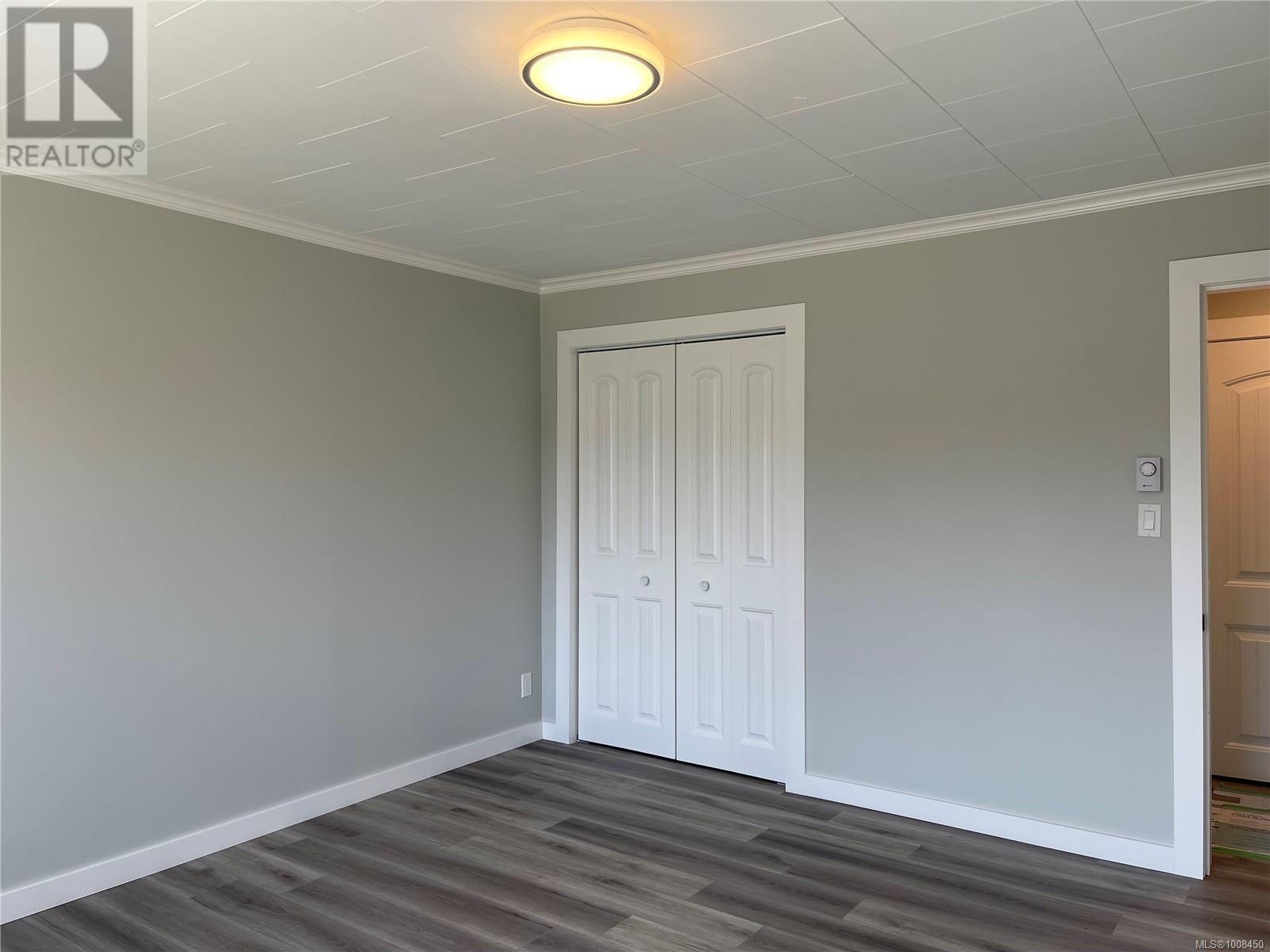 5164 Heaslip Rd, Port Alberni