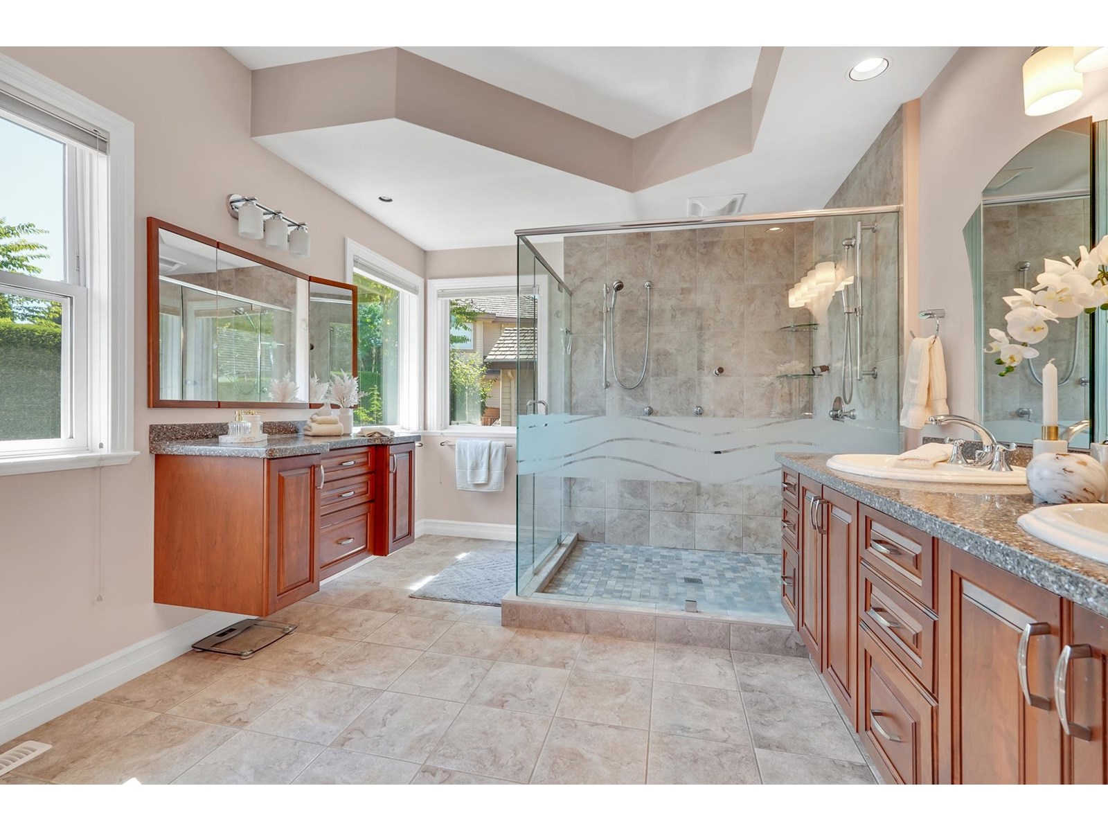 Photo 21 of 16338 Morgan Creek Crescent, Surrey BC