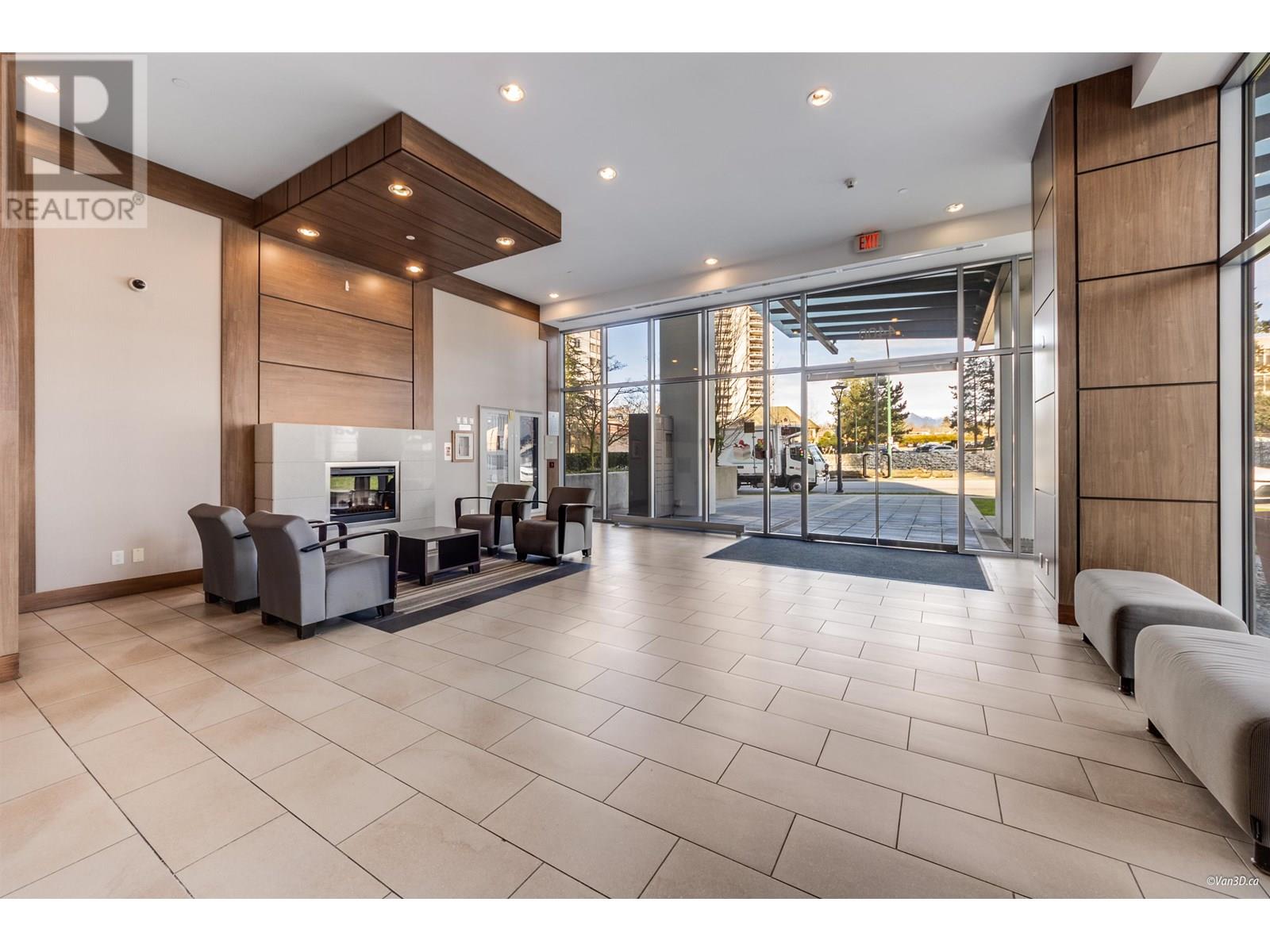 Photo 15 of 405 4400 Buchanan Street, Burnaby BC