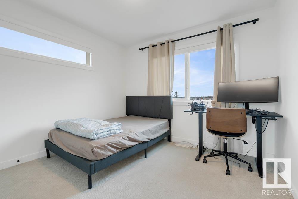 Photo 20 of 4204 Hawthorn Ro Sw, Edmonton AB