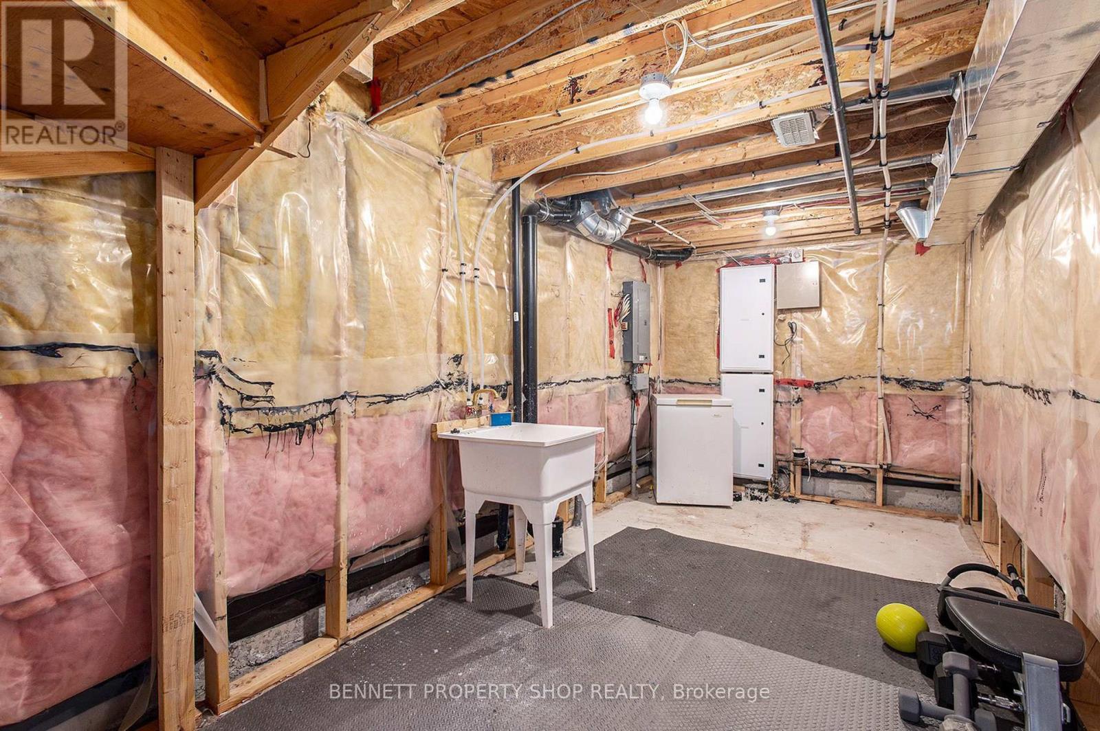 Photo 21 of 508 Pepperville Crescent, Ottawa ON