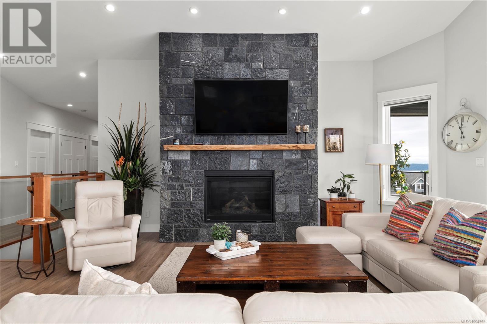 Photo 9 of 2784 Penfield Rd, Campbell River BC