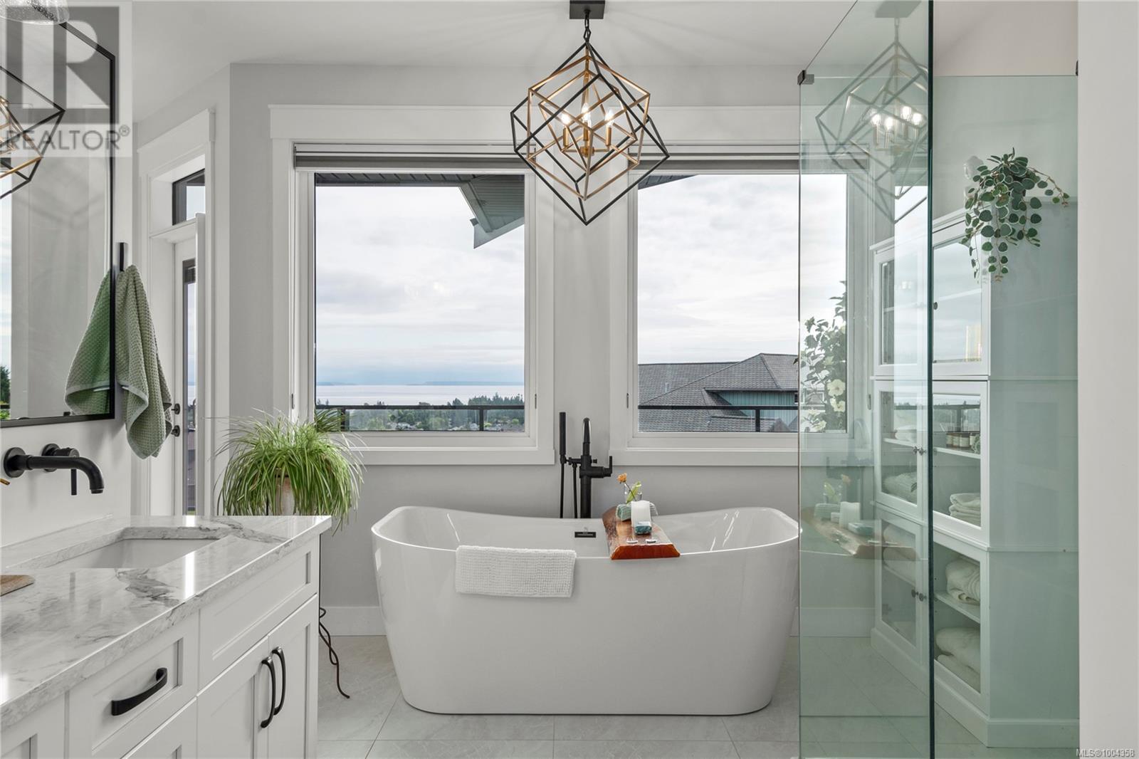 Photo 33 of 2784 Penfield Rd, Campbell River BC