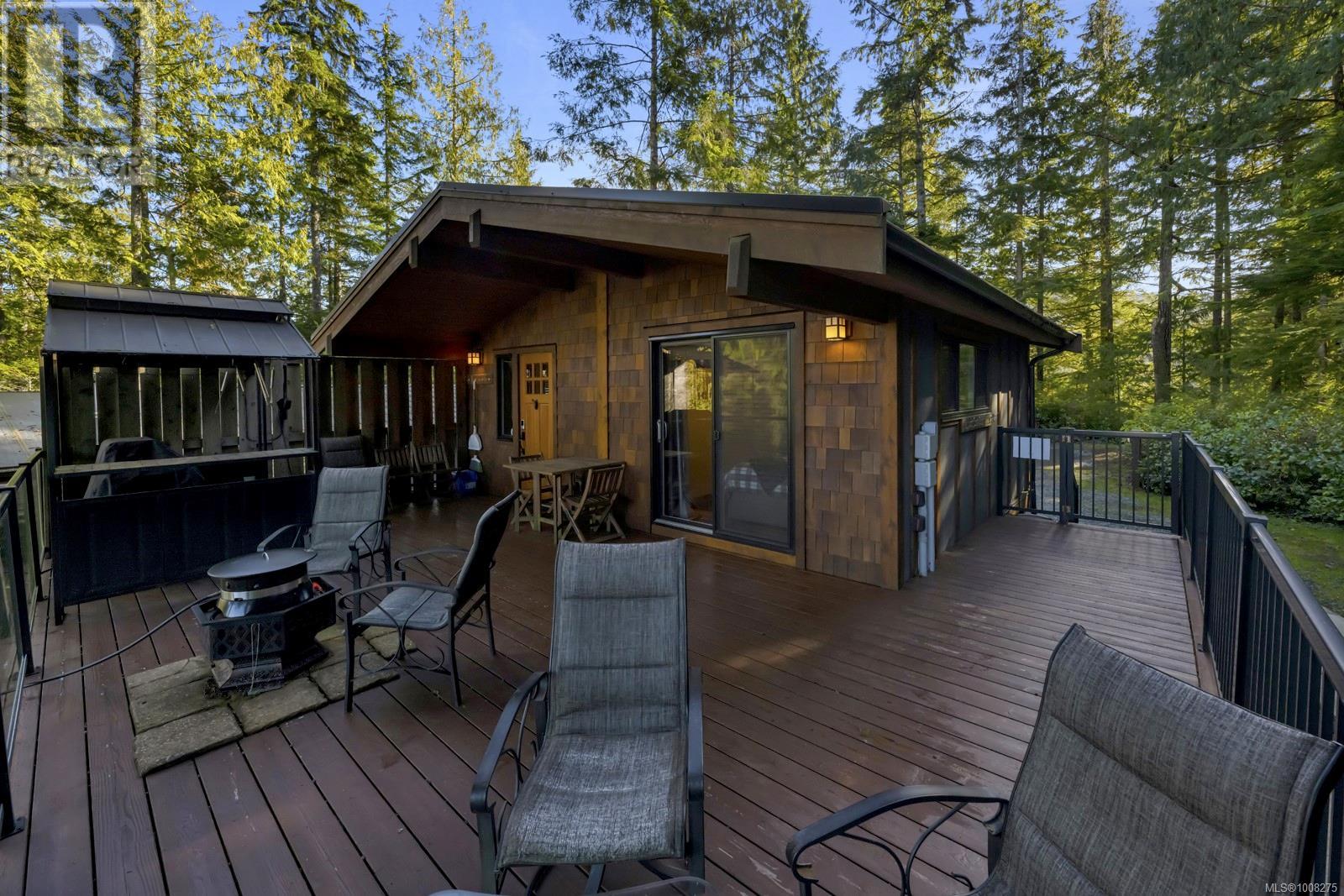 37 6574 Baird Rd, Port Renfrew