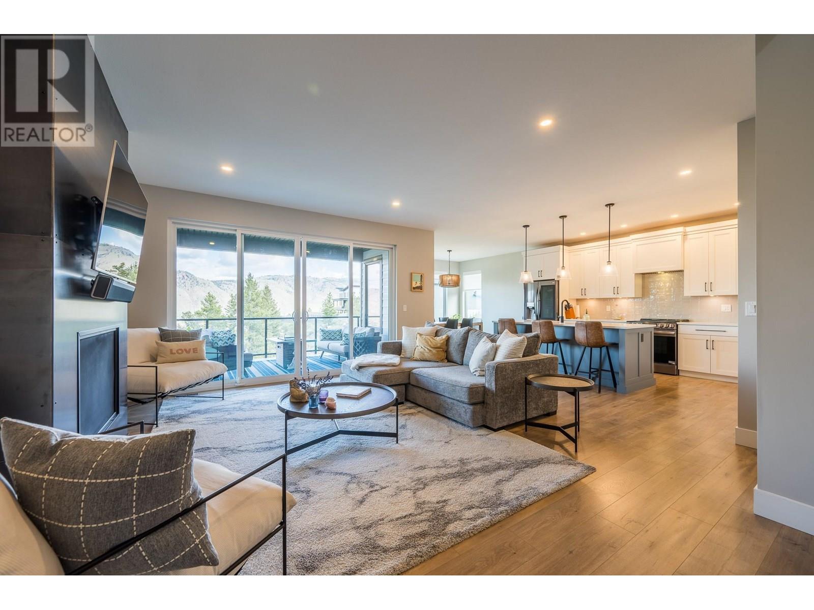 Photo 3 of 2162 Galore Crescent, Kamloops BC