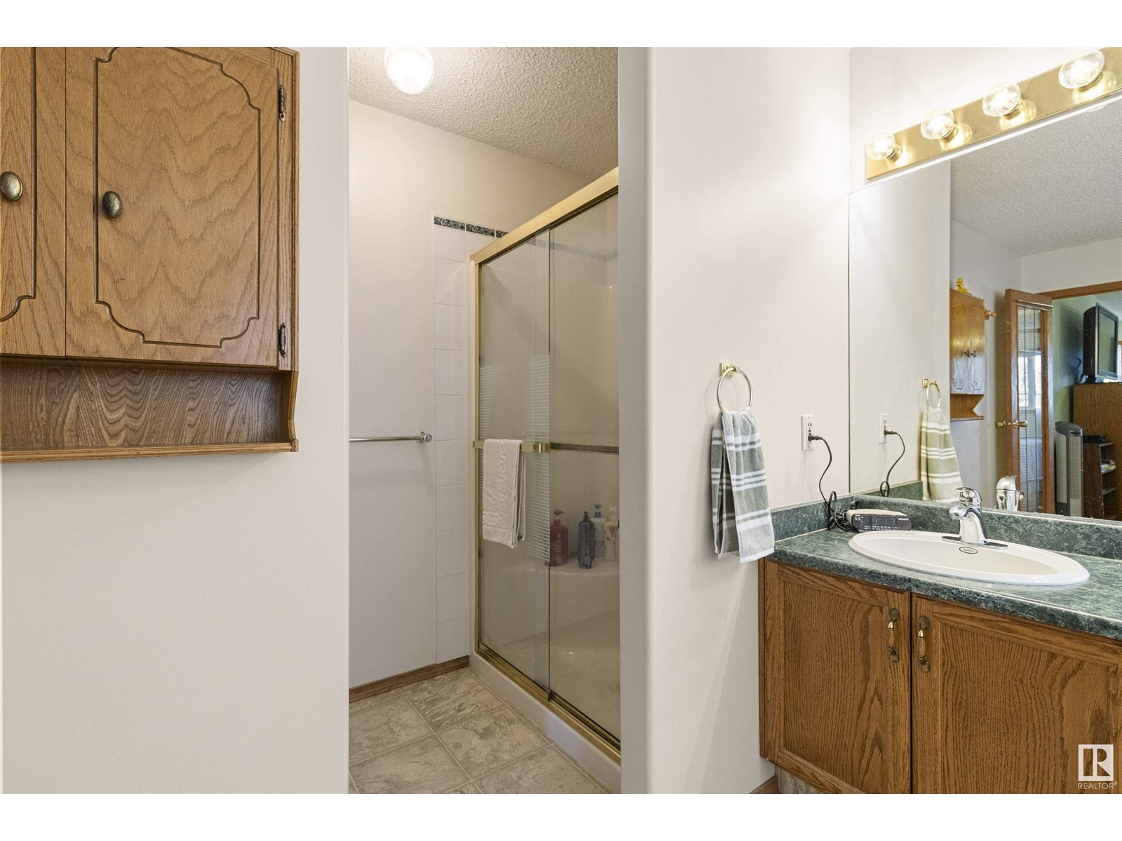 Photo 31 of 101 Nottingham Rd, Sherwood Park AB