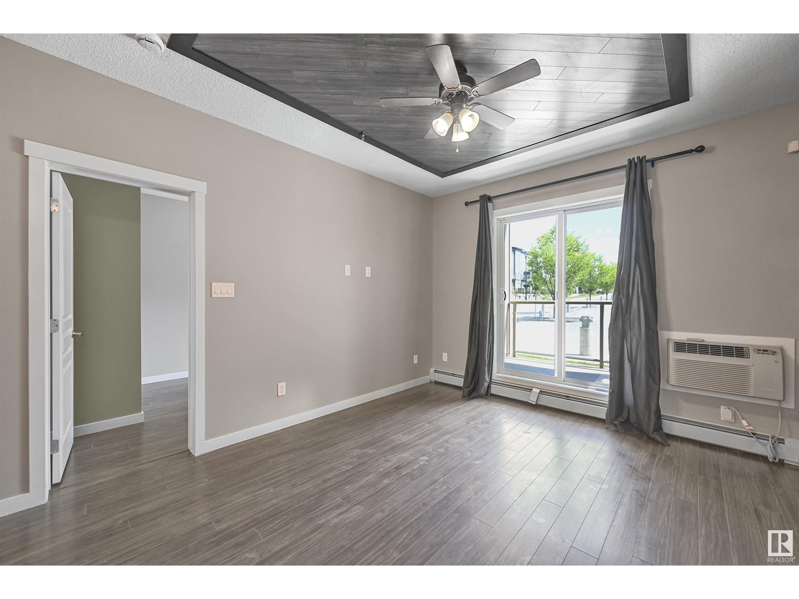 Photo 10 of 108 812 Welsh Dr Sw, Edmonton AB