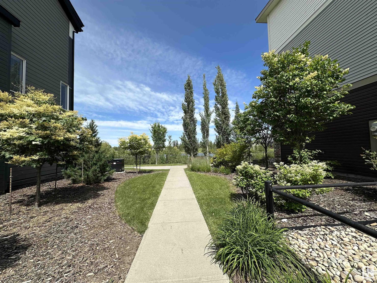 Photo 33 of 108 812 Welsh Dr Sw, Edmonton AB