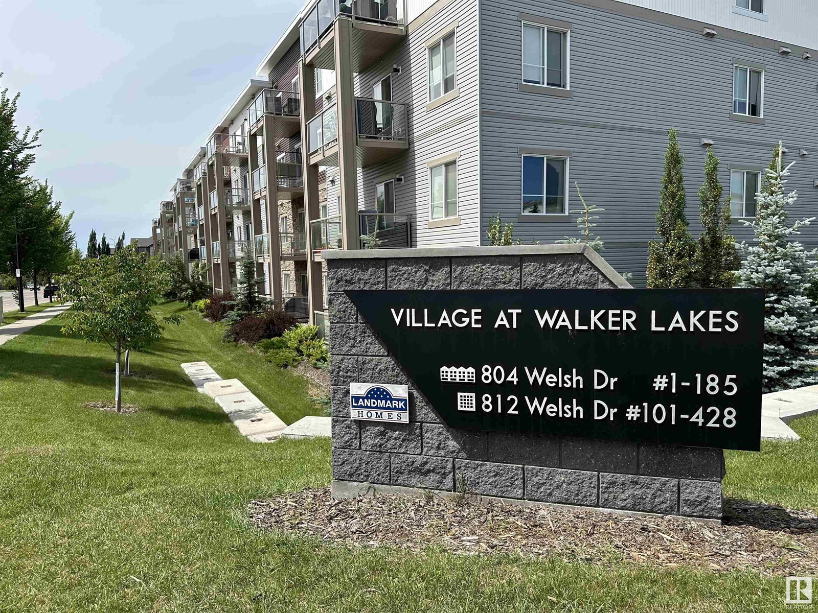 Photo 34 of 108 812 Welsh Dr Sw, Edmonton AB