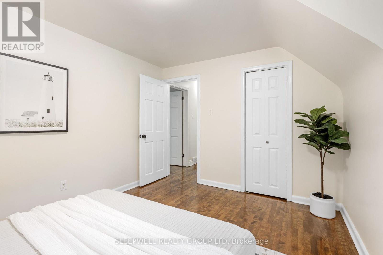 Photo 19 of 2209 Belair Drive, Ottawa ON