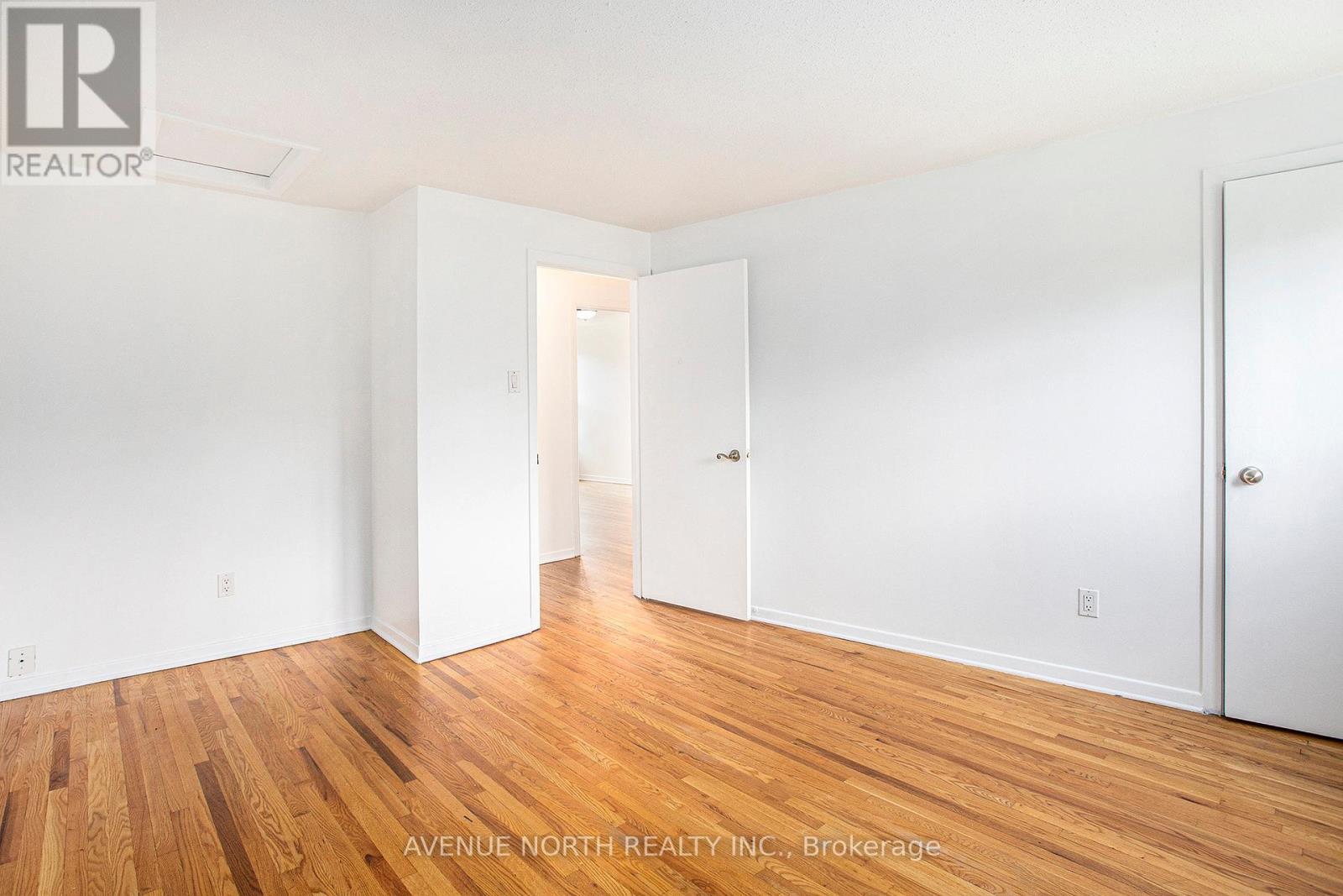 Photo 5 of 767 A Springland Drive, Ottawa ON
