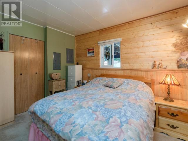 Photo 2 of 52 Lakeview Road, Whitehorse South 