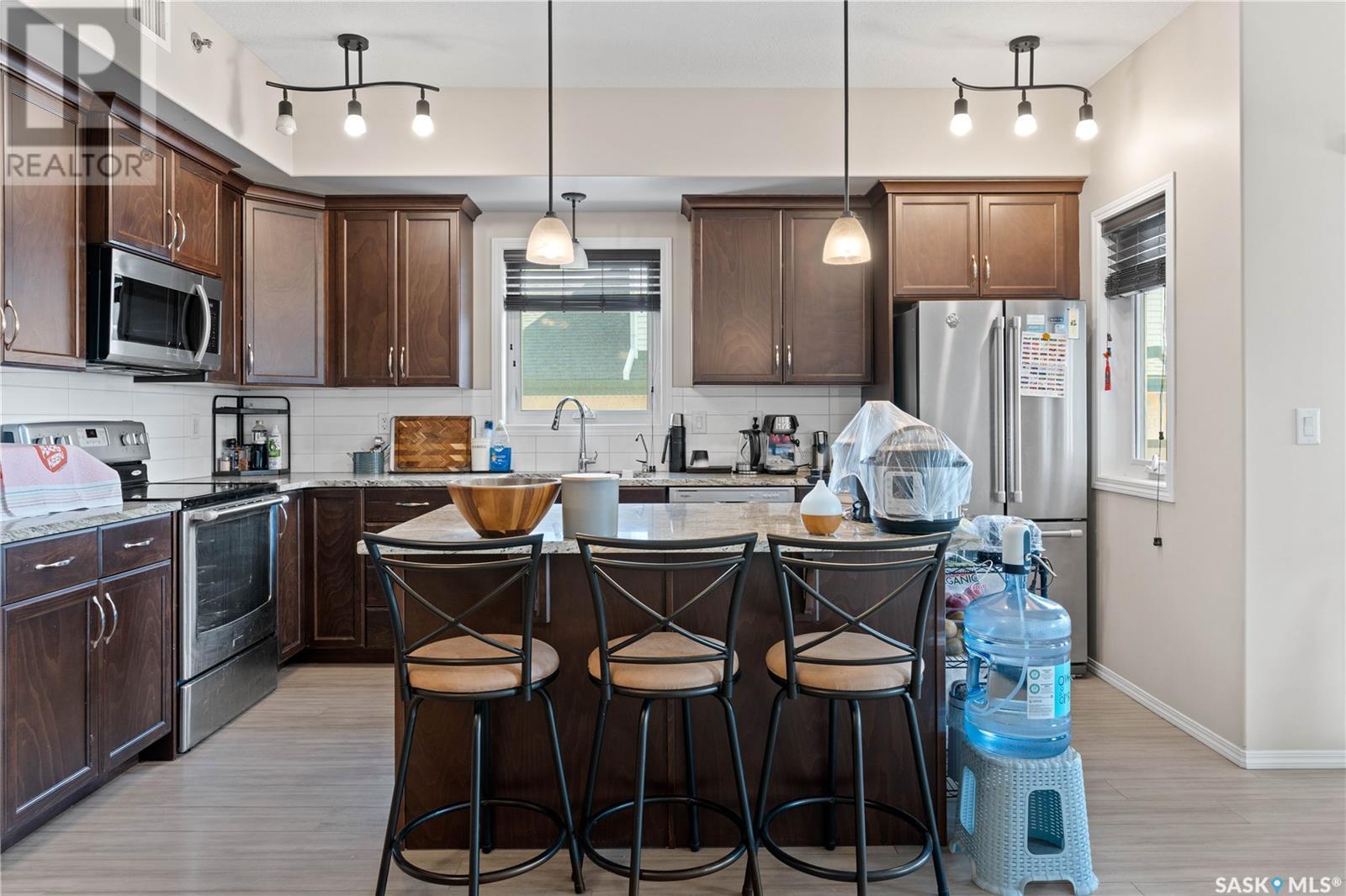 Photo 2 of 416 1220 Blackfoot Drive, Regina SK