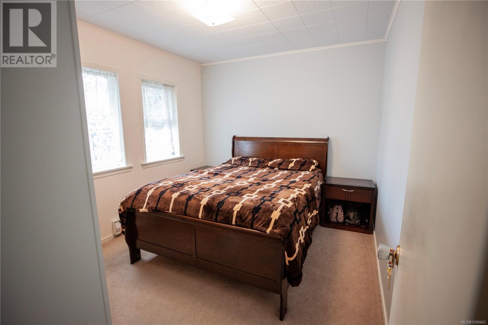 Single Family House for Sale in  West Saanich Rd Saanich 