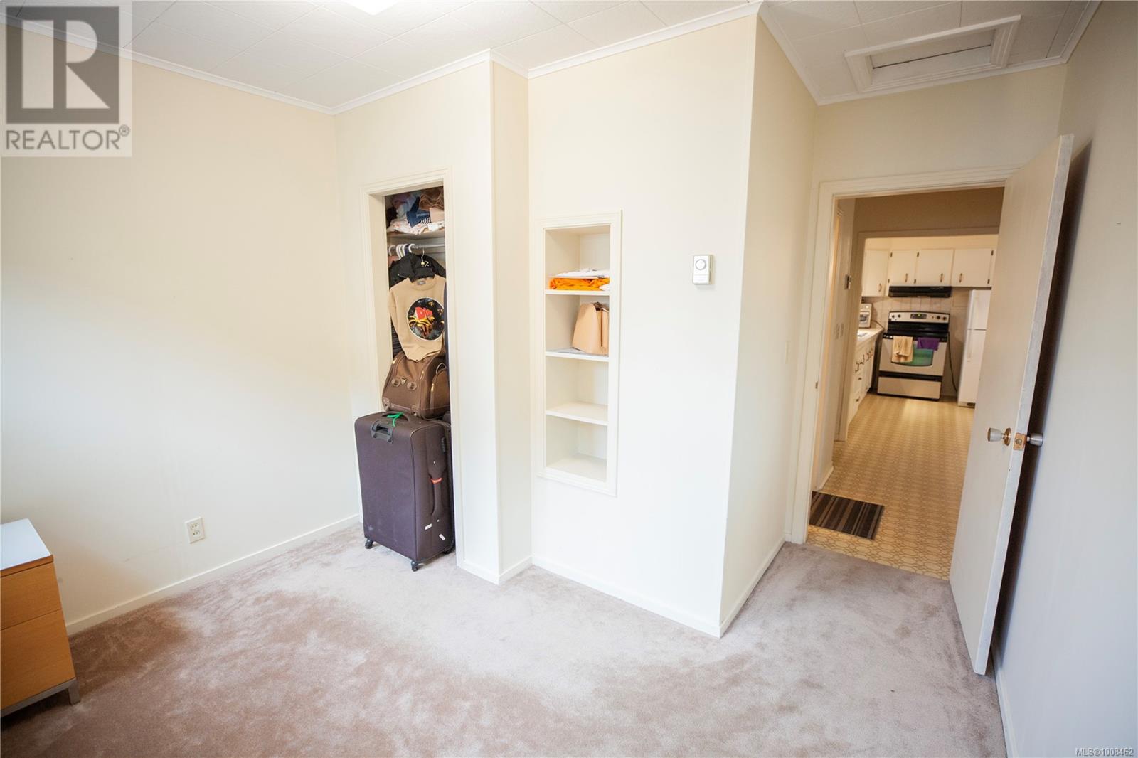 Single Family House for Sale in  West Saanich Rd Saanich 