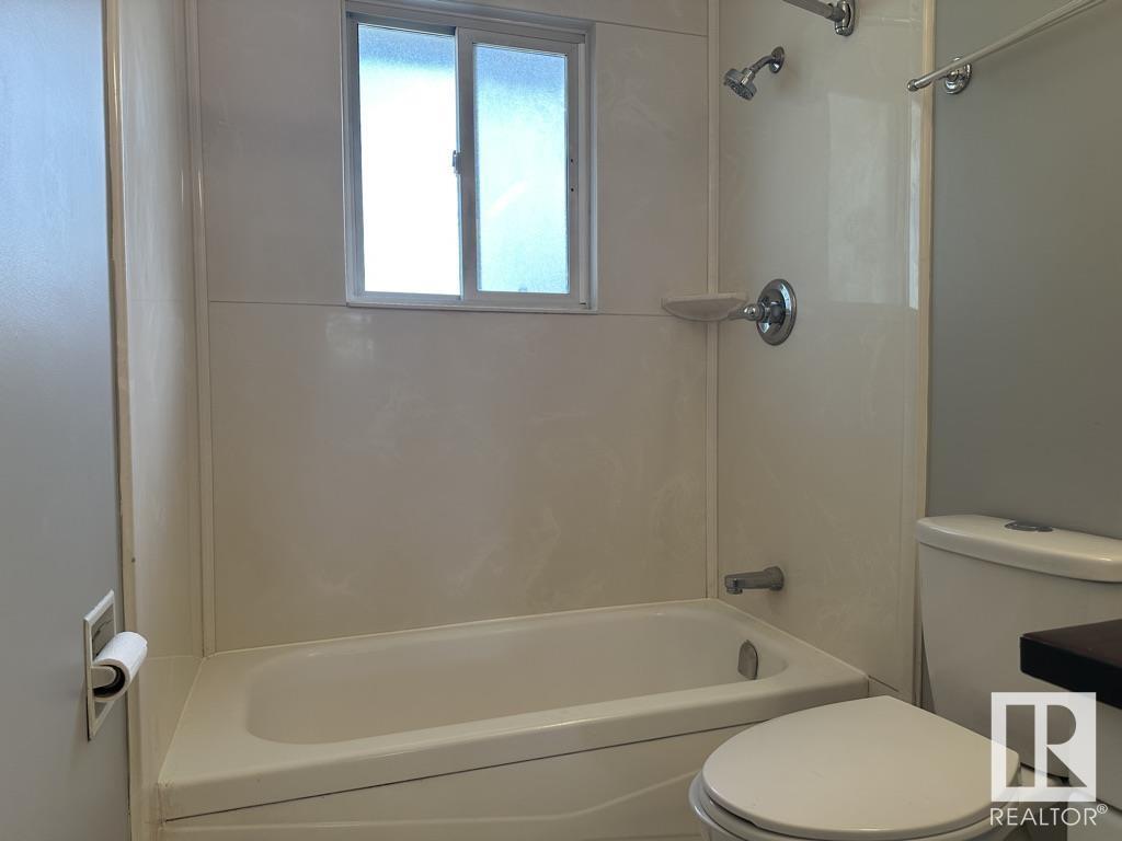 9512/9514 128 AV NW - Image 13
