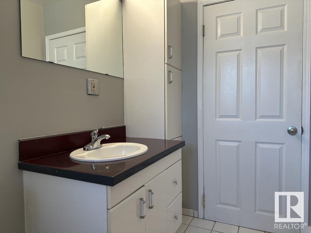 9512/9514 128 AV NW - Image 14