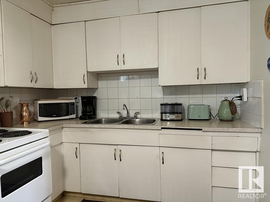 9512/9514 128 AV NW - Image 21