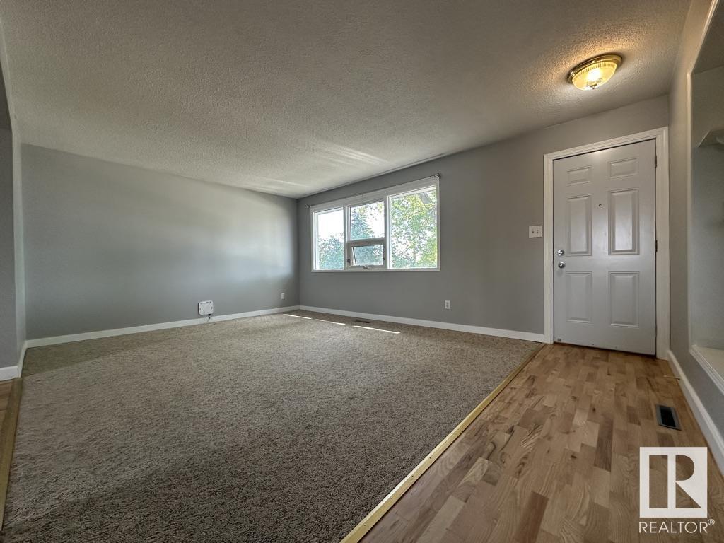 9512/9514 128 AV NW - Image 3