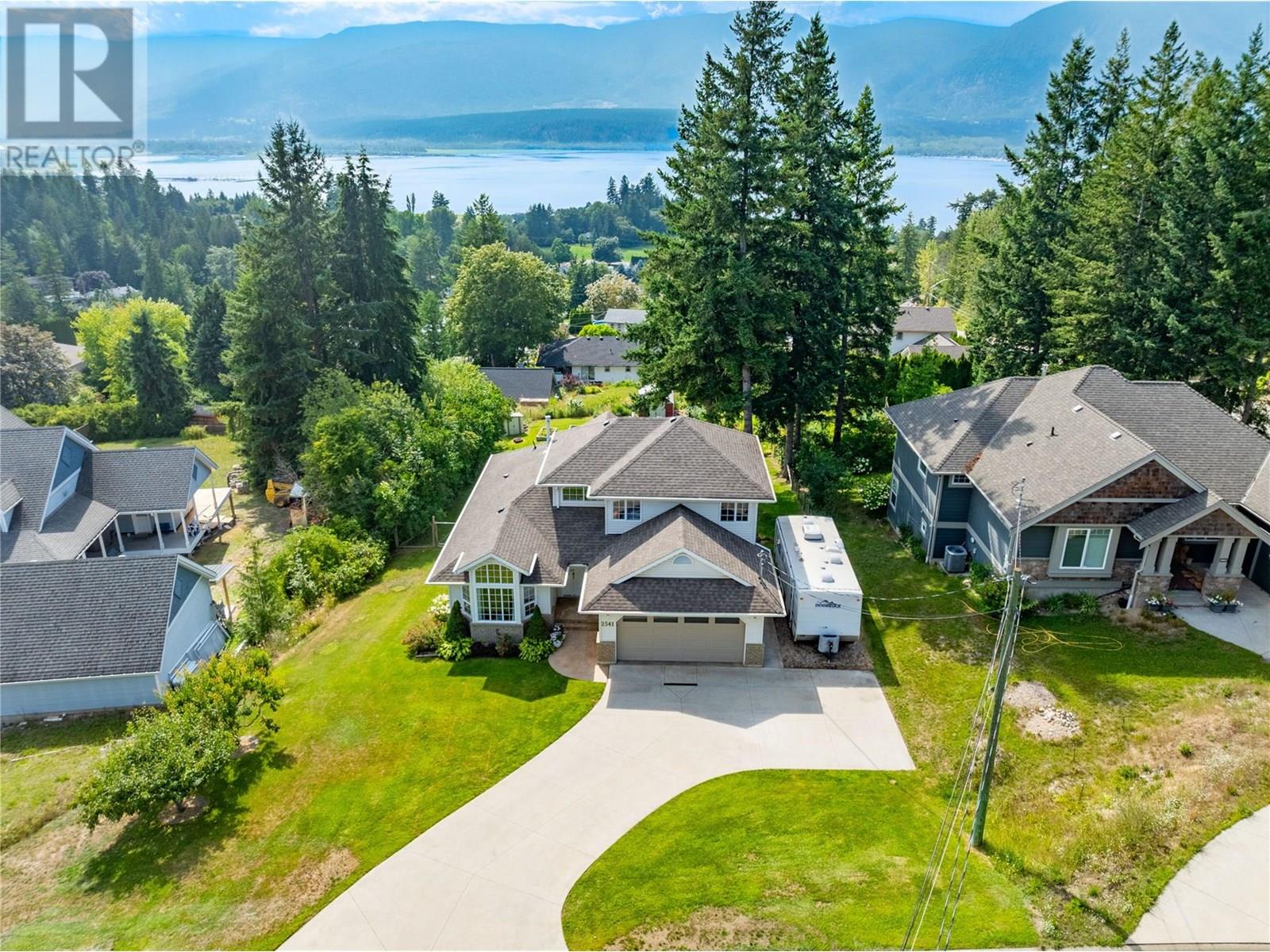 Photo 60 of 2541 25 Street Ne, Salmon Arm BC