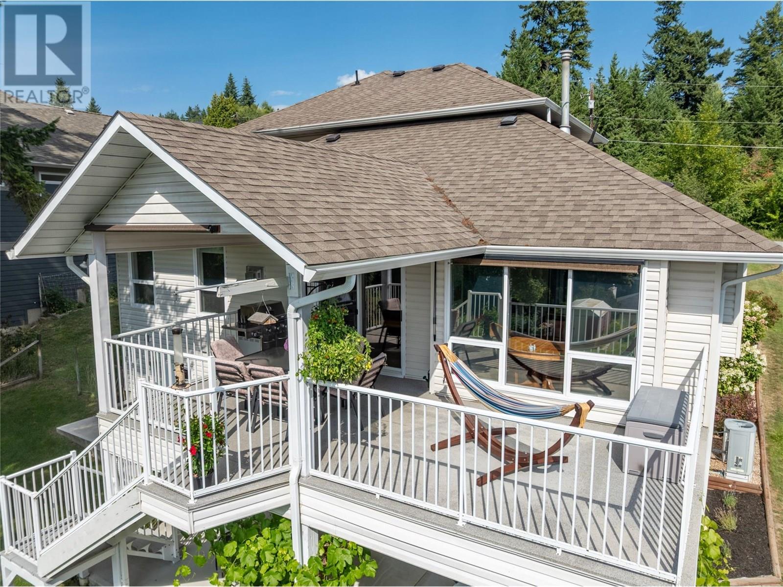 Photo 7 of 2541 25 Street Ne, Salmon Arm BC