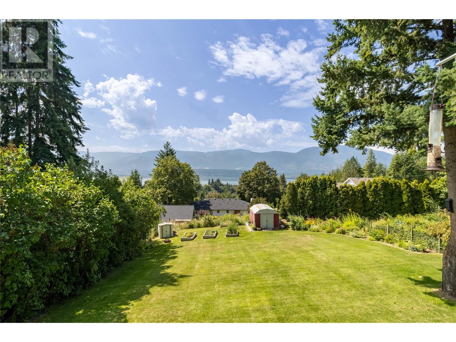 Photo 72 of 2541 25 Street Ne, Salmon Arm BC