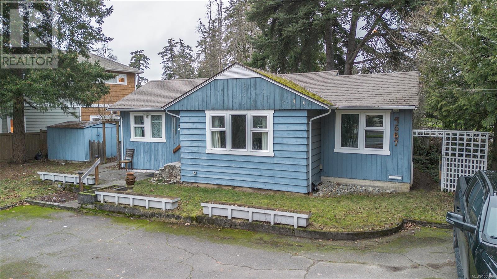 Vacant Land for Sale in  West Saanich Rd Saanich 
