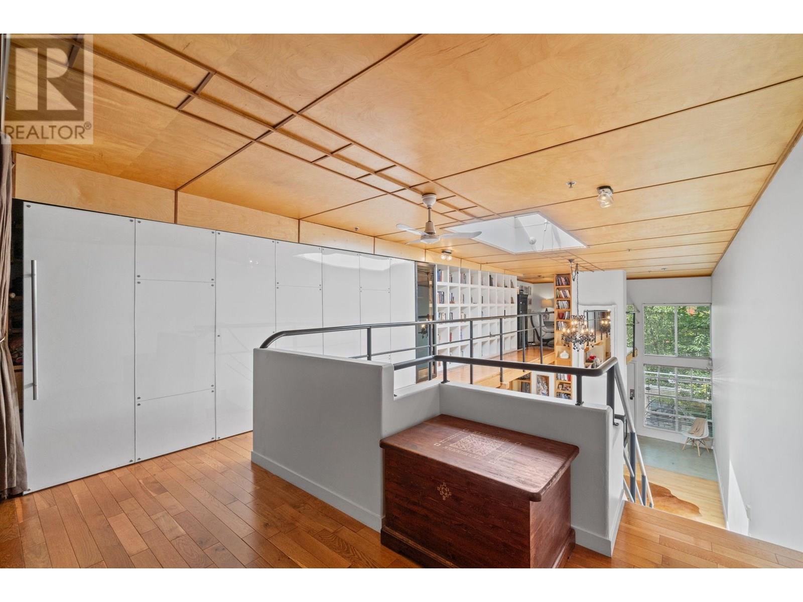 Photo 15 of 3 1227 E 7th Avenue, Vancouver BC