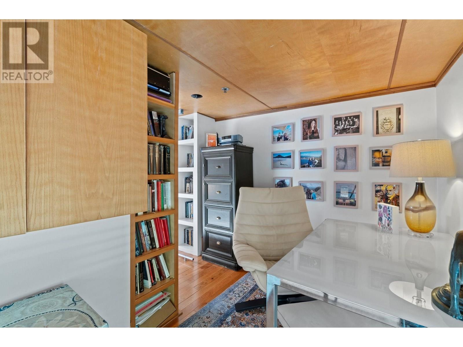 Photo 17 of 3 1227 E 7th Avenue, Vancouver BC