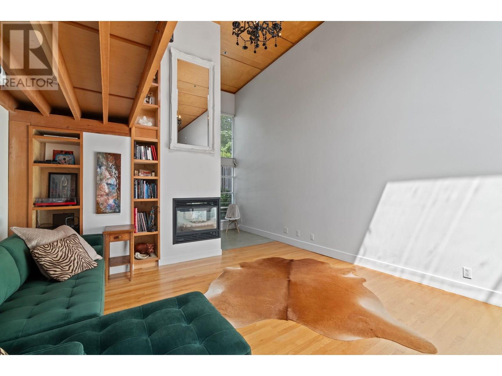 Photo 21 of 3 1227 E 7th Avenue, Vancouver BC
