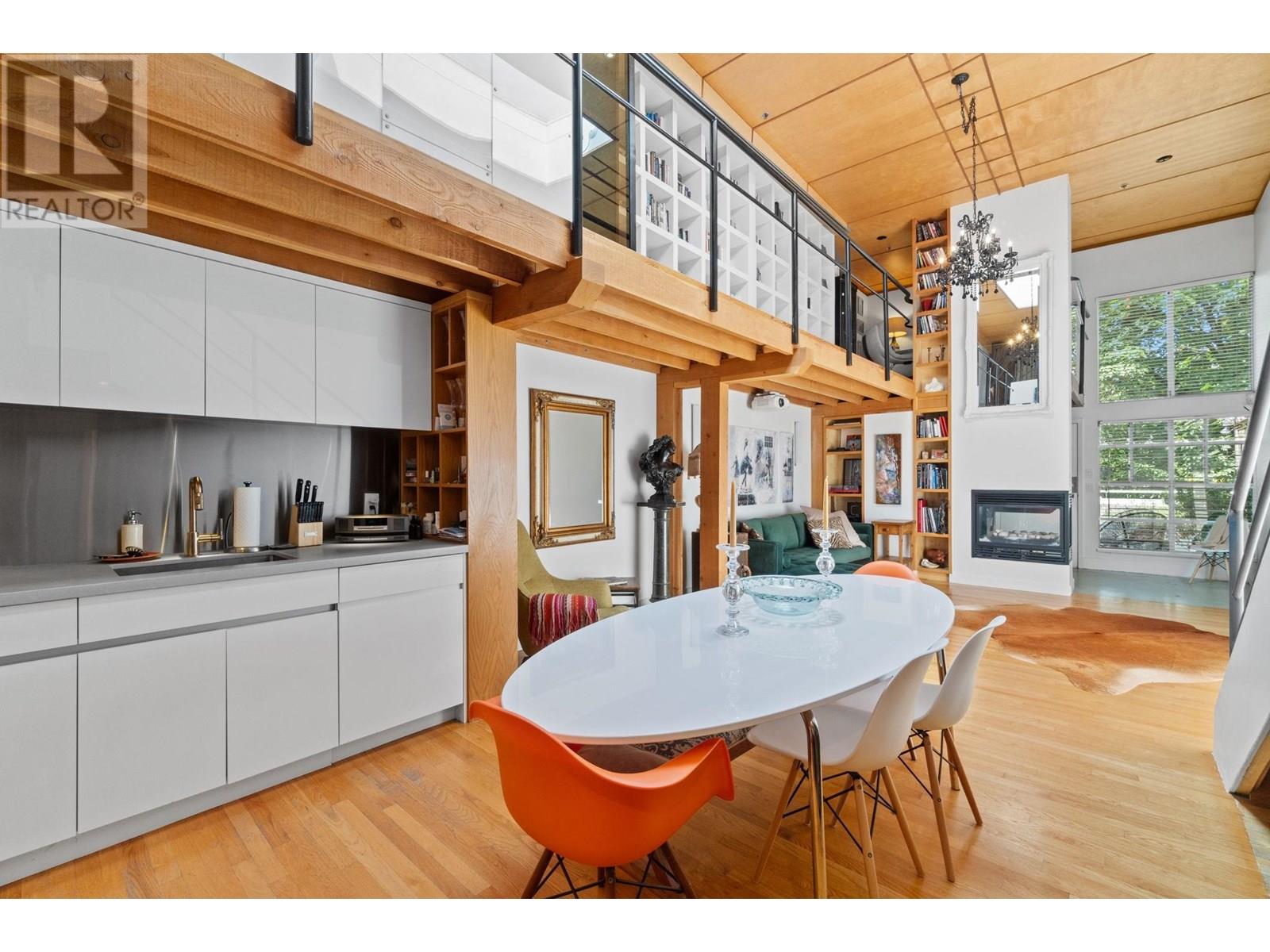 Photo 8 of 3 1227 E 7th Avenue, Vancouver BC
