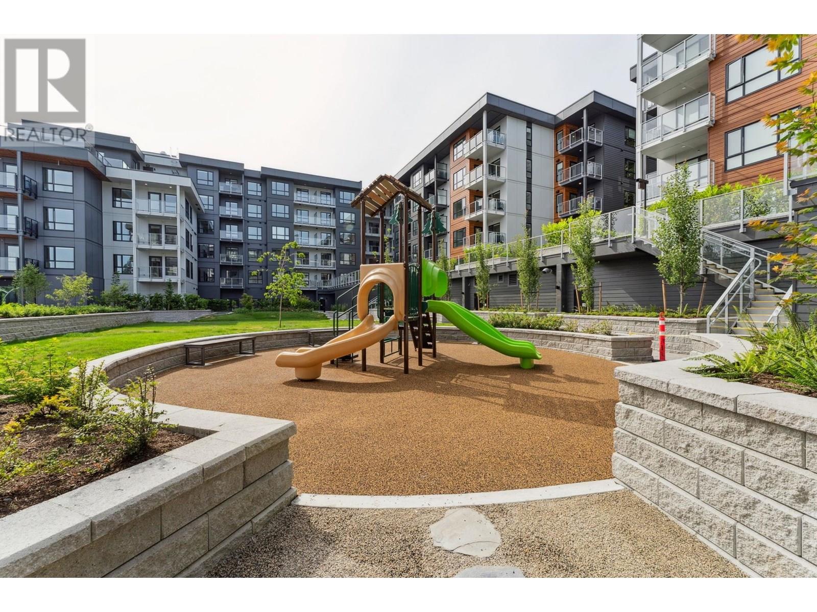 Photo 32 of 209 3594 Malsum Drive, North Vancouver BC