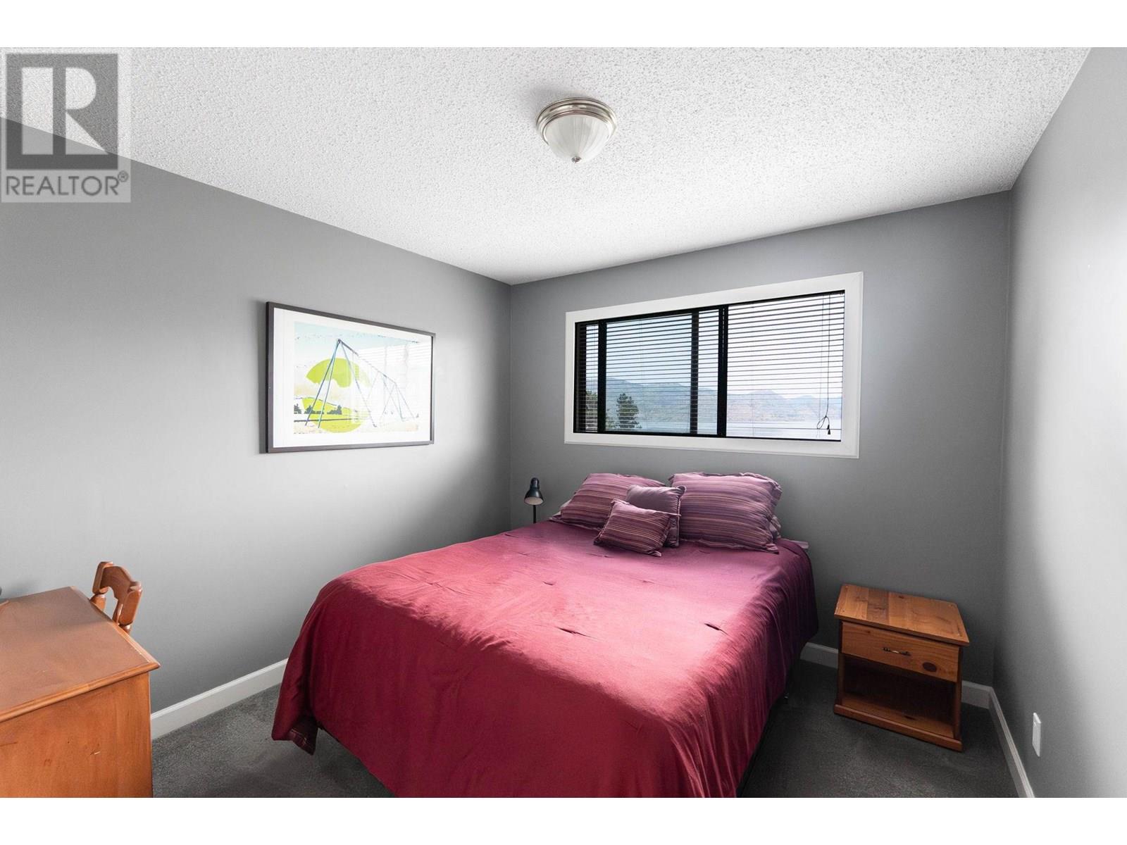  4206 4th Avenue, Peachland
