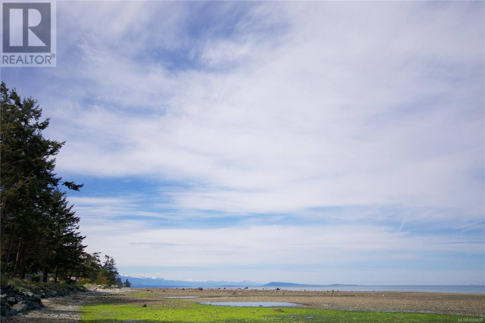 Photo 9 of 603 Johnstone Rd, Parksville BC