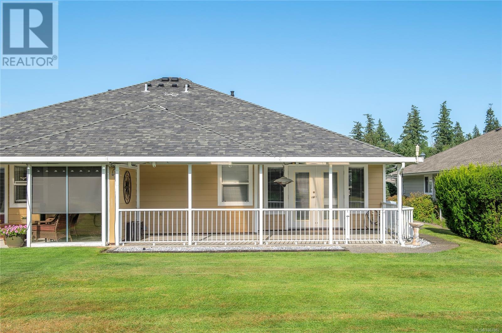 Photo 29 of 63 2006 Sierra Dr, Campbell River BC