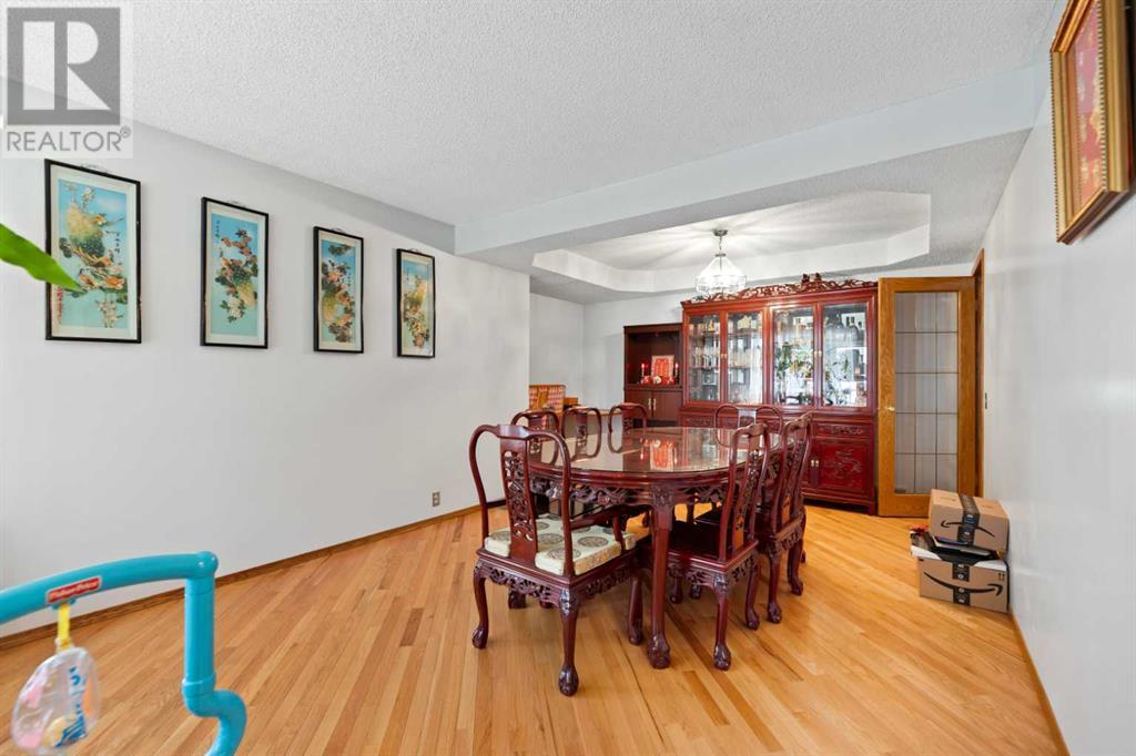 Single Family House for Sale in  California Boulevard NE Monterey Park Calgary 