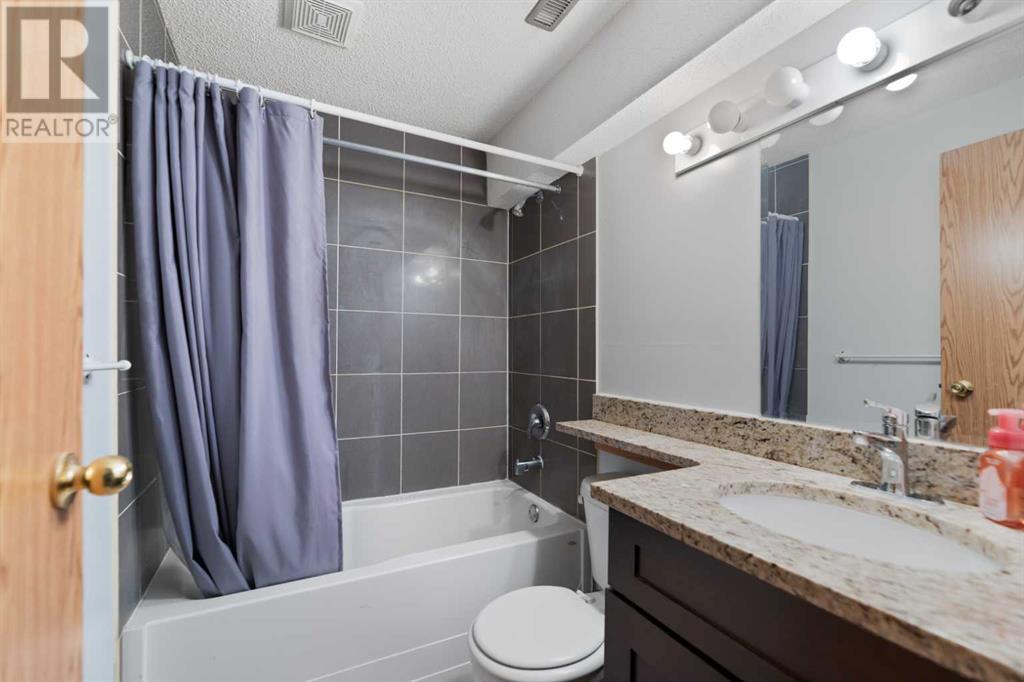 Single Family House for Sale in  California Boulevard NE Monterey Park Calgary 