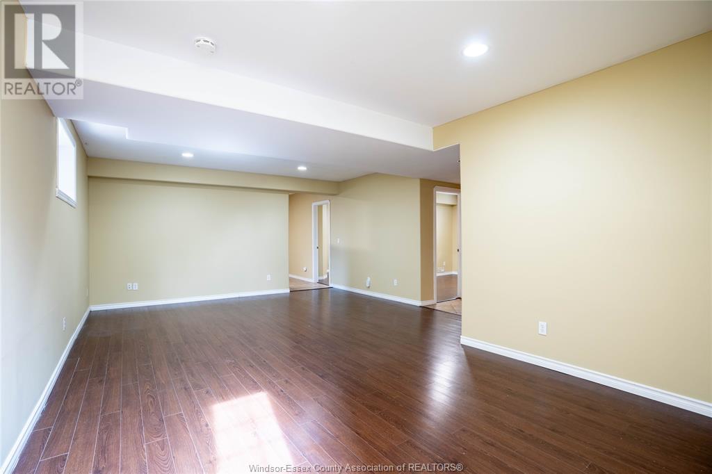 Photo 26 of 2376 Askin, Windsor ON