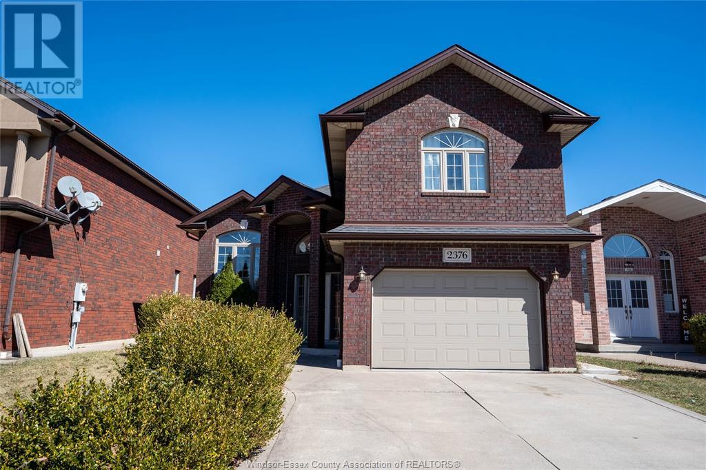 Photo 3 of 2376 Askin, Windsor ON