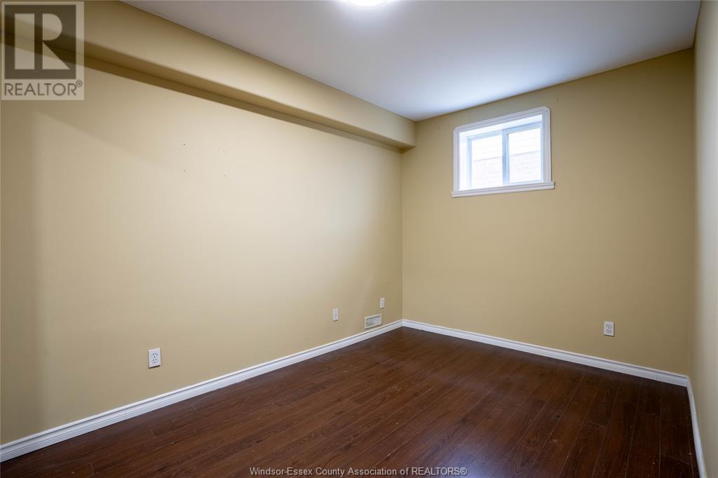 Photo 29 of 2376 Askin, Windsor ON