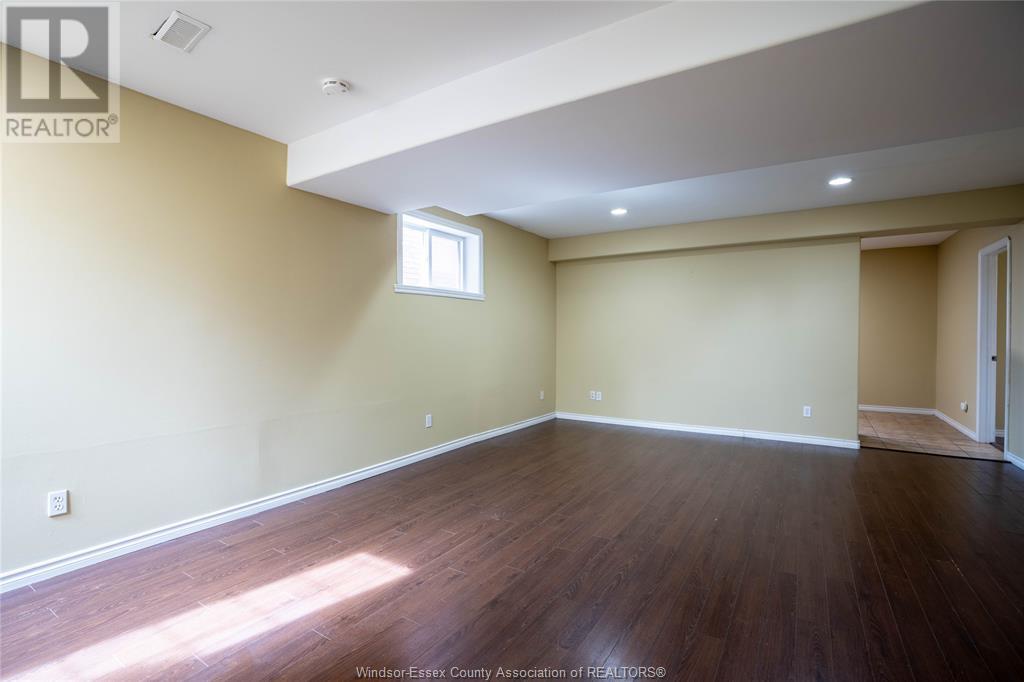 Photo 27 of 2376 Askin, Windsor ON