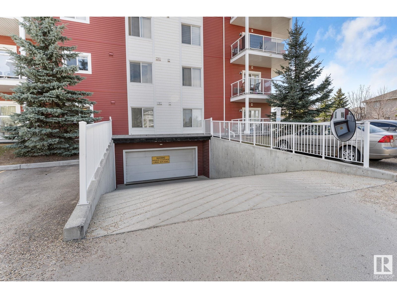 Photo 35 of 303 2229 44 Av Nw, Edmonton AB