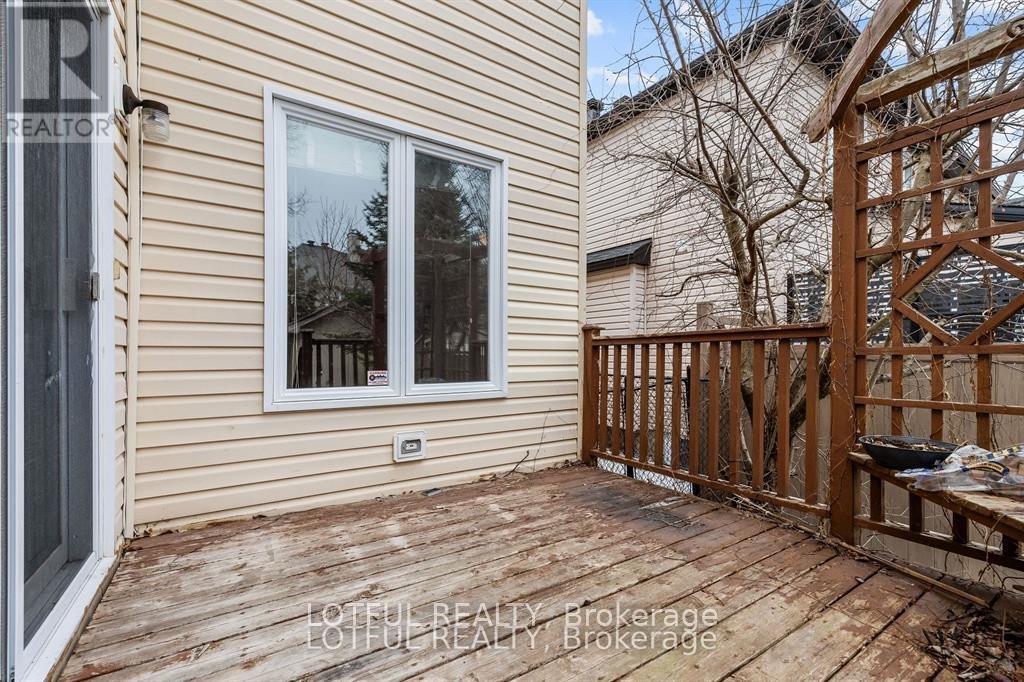 Photo 21 of 212 Meadowlilly Road, Ottawa ON