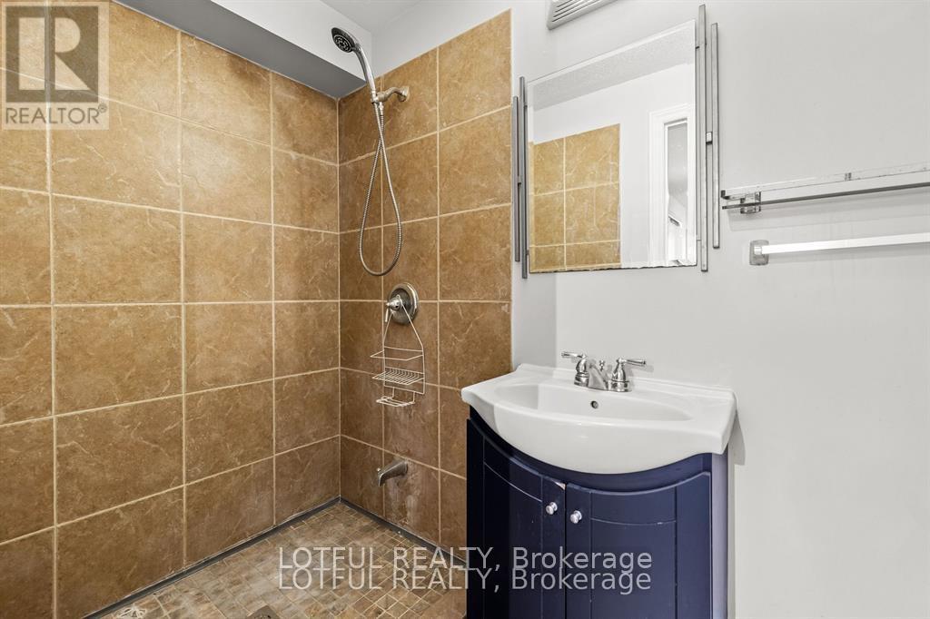 Photo 20 of 212 Meadowlilly Road, Ottawa ON